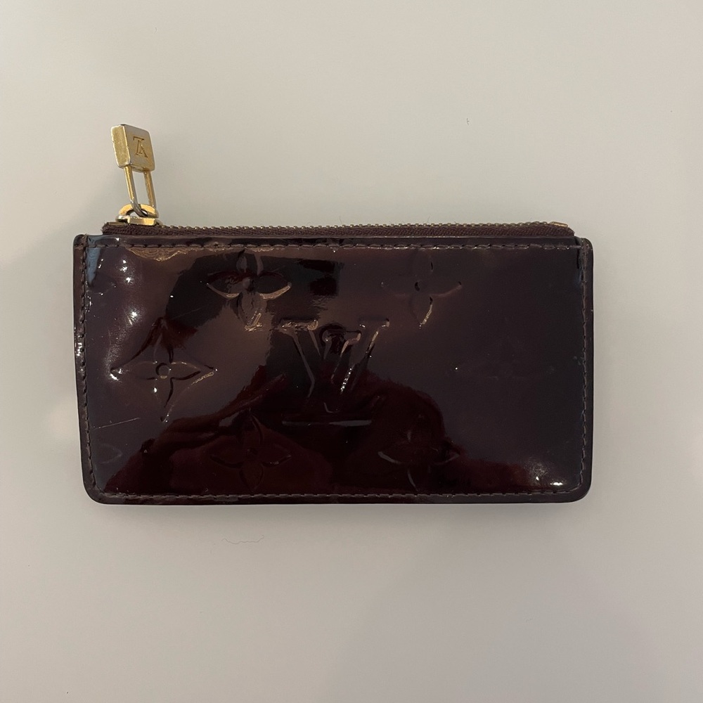 Authentic Louis vuitton keychain change holder